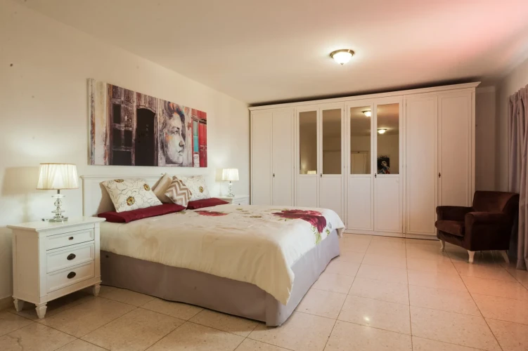 RHPL02 - 5 Yatak Odalı / 5 Banyolu Okyanus Önü Havuzlu Lüks Villa