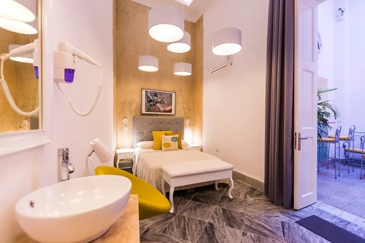 RHHV06 - 4 Yatak Odalı / 4 Banyolu Butik Otel Chacon