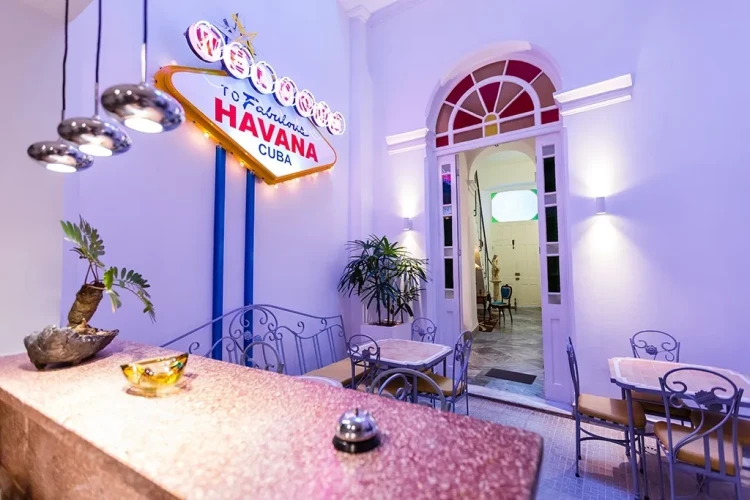 RHHV06 - 4 Yatak Odalı / 4 Banyolu Butik Otel Chacon