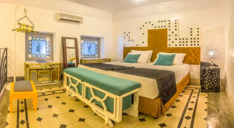 RHCH23 - 4 Yatak Odalı / 4 Banyolu Hostal Malecon 663 in Orta Havana