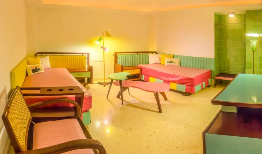 RHCH23 - 4 Yatak Odalı / 4 Banyolu Hostal Malecon 663 in Orta Havana