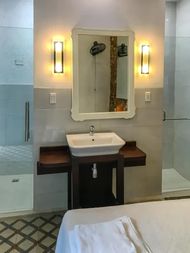 RHHV08 - 7 Yatak Odalı / 7 Banyolu Eski Havana'da Butik Otel