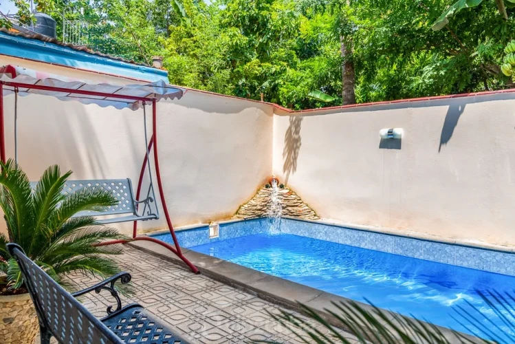RHHV09 - Yatak Odalı / 7 Banyolu Villa Blanca de Morro Eski Havana