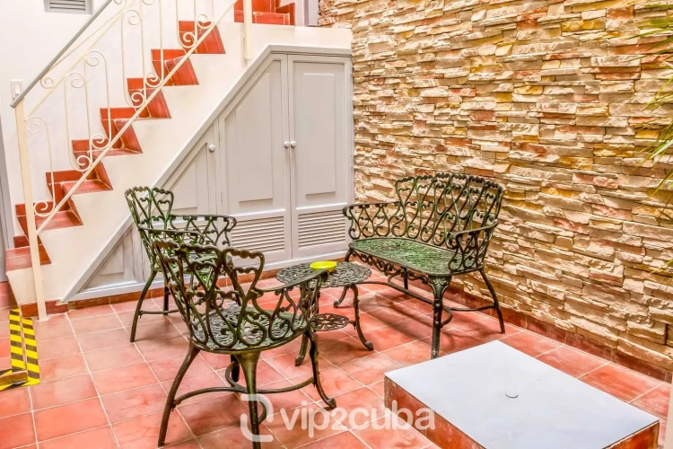 RHHV48 - 7 Yatak Odalı / 7 Banyolu Casa Baobao Eski Havana