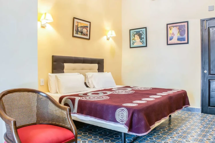 RHHV65 Eski Havana Kalbinde - 10 Yatak Odalı / 10 Banyolu Butik Otel