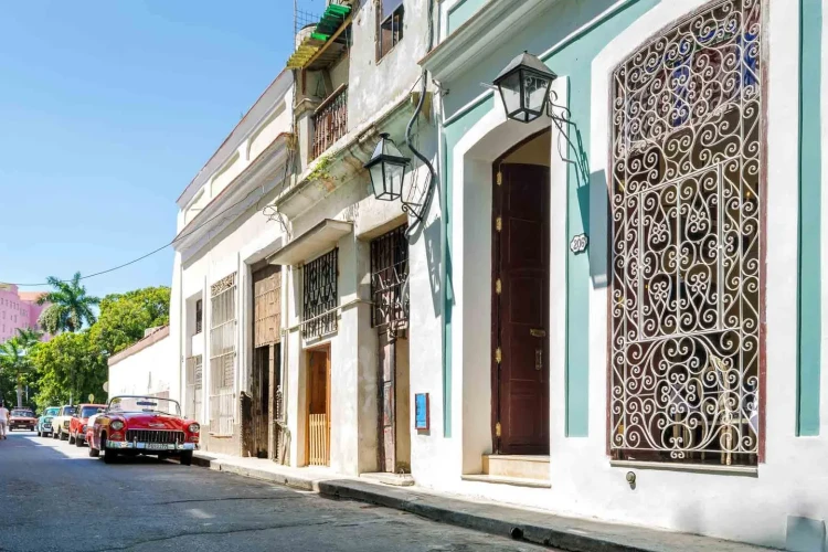 RHHV65 Eski Havana Kalbinde - 10 Yatak Odalı / 10 Banyolu Butik Otel