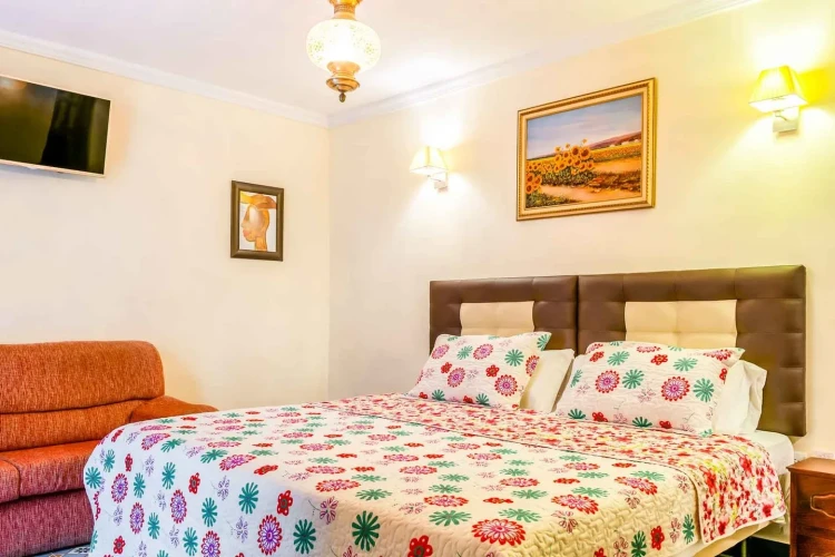RHHV65 Eski Havana Kalbinde - 10 Yatak Odalı / 10 Banyolu Butik Otel