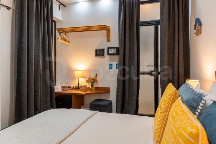 RHHV08 - 7 Yatak Odalı / 7 Banyolu Eski Havana'da Butik Otel
