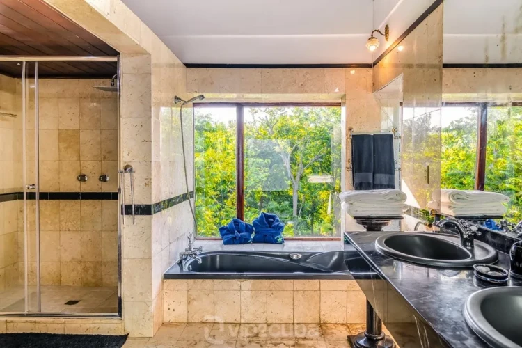 RHPL03 - 4 Yatak Odalı / 4 Banyolu Siboney'de Havuzlu Lüks Villa