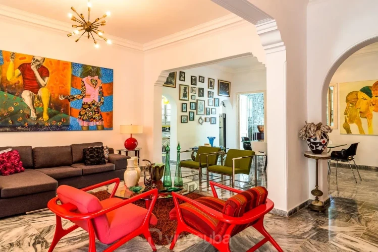 RHPL05 - 3 Yatak Odalı / 3 Banyolu Havuzlu Modern Villa