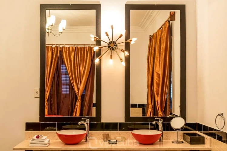 RHPL05 - 3 Yatak Odalı / 3 Banyolu Havuzlu Modern Villa