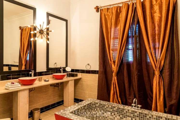 RHPL05 - 3 Yatak Odalı / 3 Banyolu Havuzlu Modern Villa
