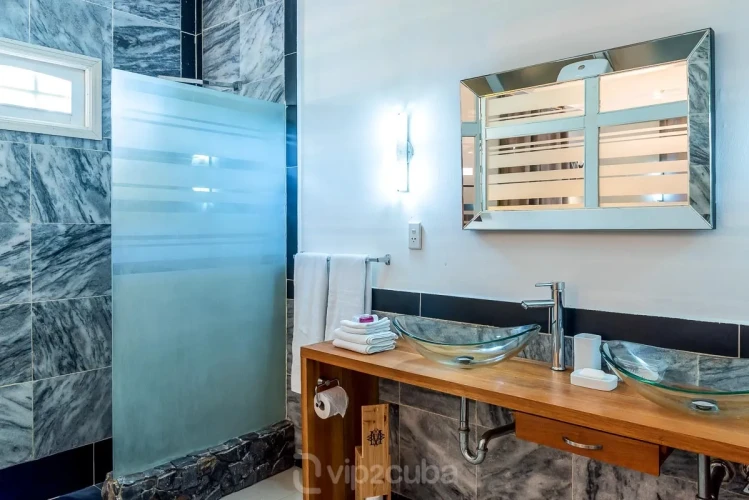 RHPL05 - 3 Yatak Odalı / 3 Banyolu Havuzlu Modern Villa