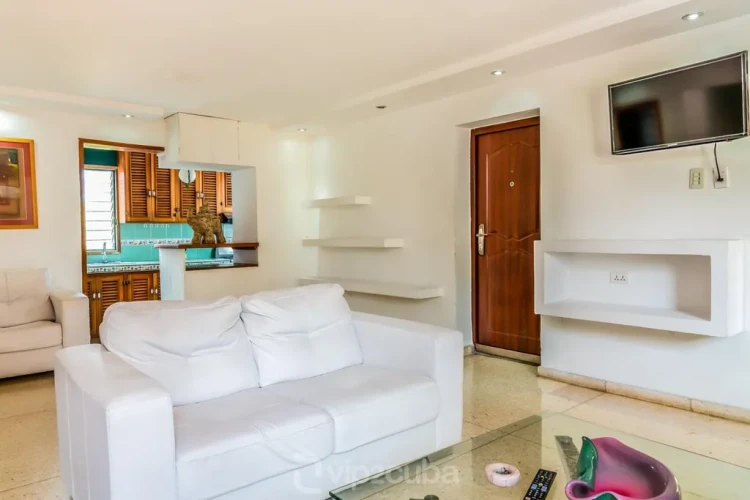 RHPL11 - 7 Yatak Odalı / 7 Banyolu Miramar'da Havuzlu Lüks Villa