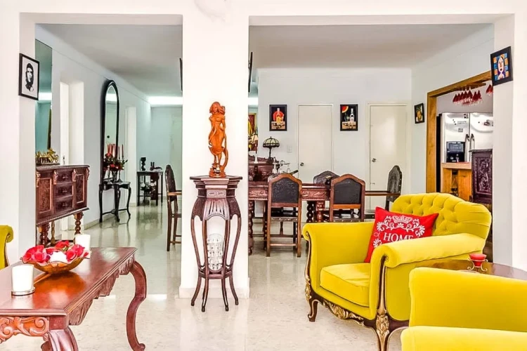 RHPL120 - 4 Yatak Odalı / 5 Banyolu Miramar'da Villa Oasis