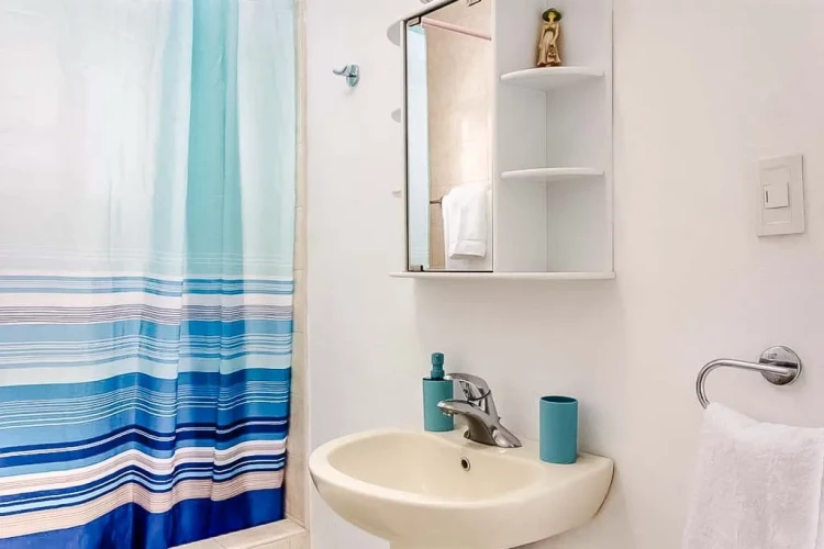 RHPL120 - 4 Yatak Odalı / 5 Banyolu Miramar'da Villa Oasis