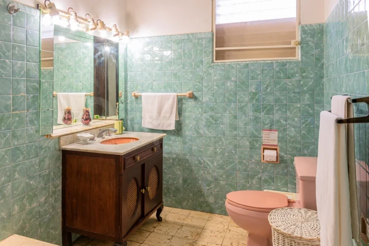 RHPL125 - 4 Yatak Odalı / 4 Banyolu Miramar'da Havuzlu Villa