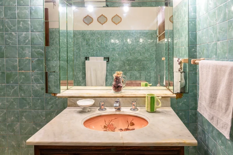 RHPL125 - 4 Yatak Odalı / 4 Banyolu Miramar'da Havuzlu Villa