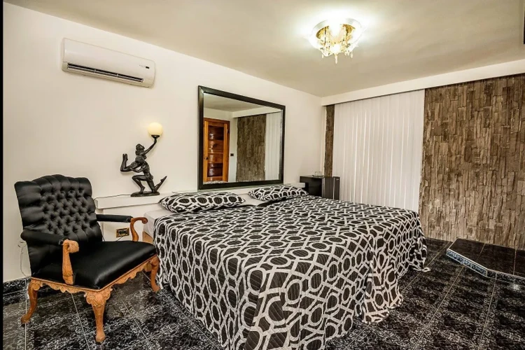 RHPL128 - 7 Yatak Odalı / 8 Banyolu Lüks Villa - Miramar'da Spa Tarzı