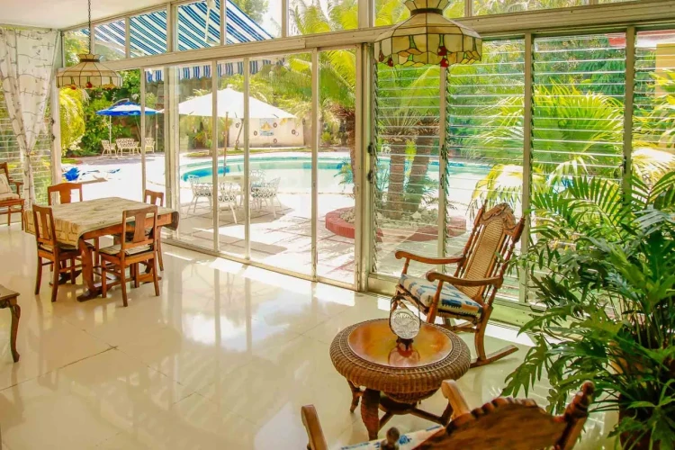 RHPL144 - 3 Yatak Odalı / 3 Banyolu Villa Diana, Miramar'da Havuzlu