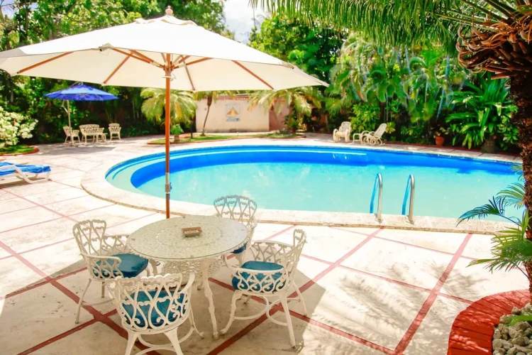 RHPL144 - 3 Yatak Odalı / 3 Banyolu Villa Diana, Miramar'da Havuzlu