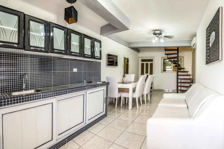 RHPL154 - 5 Yatak Odalı / 5 Banyolu Miramar'da Villa/wifi