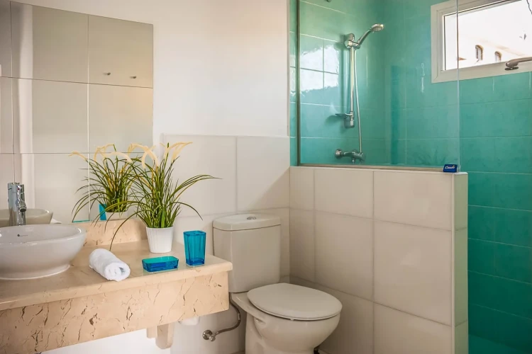 RHPL161 - 4 Yatak Odalı / 4 Banyolu Lüks Executive Villa Miramar/wifi