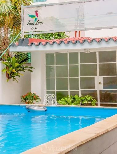 RHPL171 - 4 Yatak Odalı / 4 Banyolu Casa Zu, Miramar Havuzlu