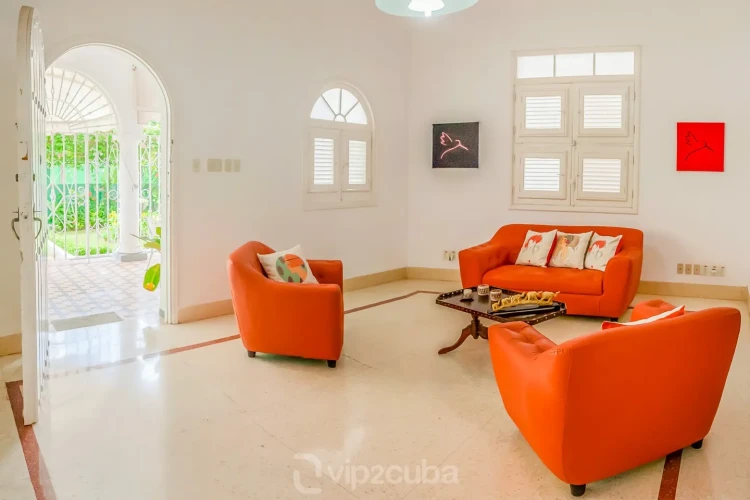 RHPL171 - 4 Yatak Odalı / 4 Banyolu Casa Zu, Miramar Havuzlu