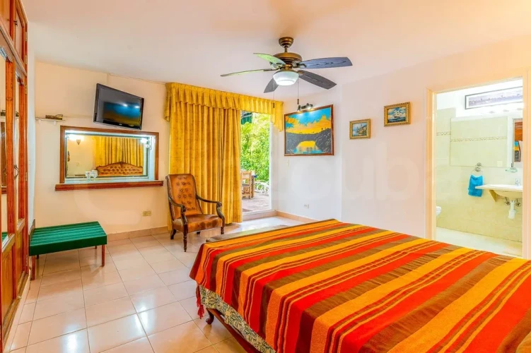 RHPL21 - 4 Yatak Odalı / 4 Banyolu Villa Lusson Siboney'de
