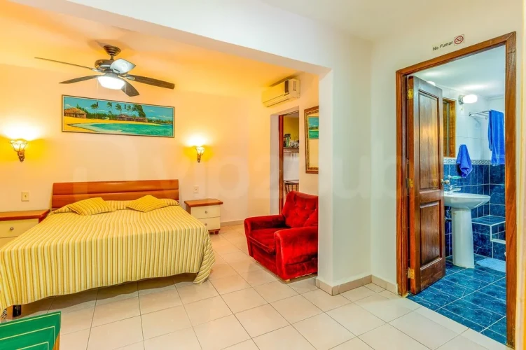 RHPL21 - 4 Yatak Odalı / 4 Banyolu Villa Lusson Siboney'de