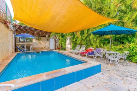 RHPL21 - 4 Yatak Odalı / 4 Banyolu Villa Lusson Siboney'de