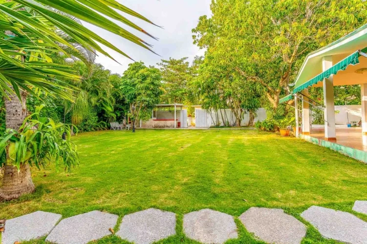 RHPL21 - 4 Yatak Odalı / 4 Banyolu Villa Lusson Siboney'de