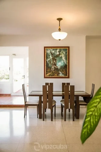 RHPL26 - 5 Yatak Odalı / 4 Banyolu Miramar'da Okyanus Manzaralı Lüks Çatı Katı