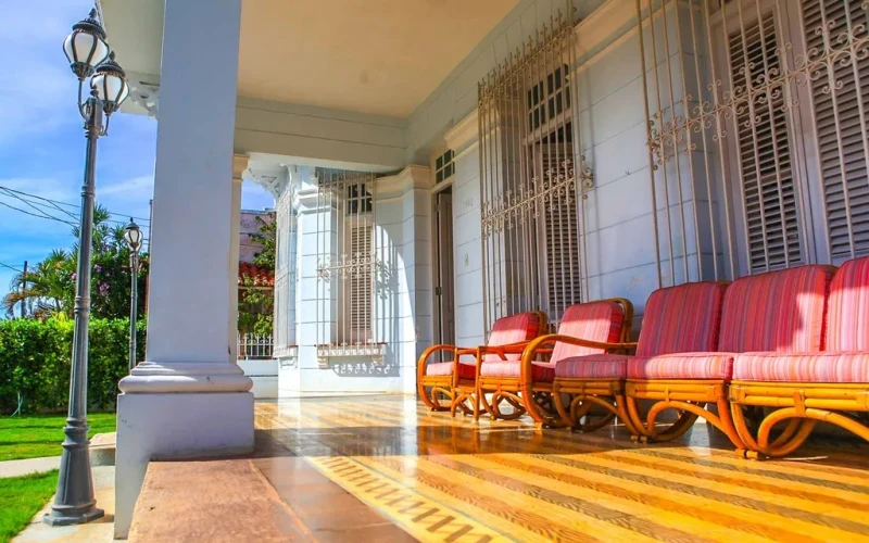 RHPL50 - 3 Yatak Odalı / 3 Banyolu Villa Caridad Miramar