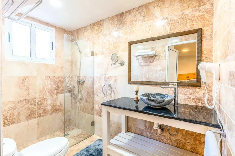 RHPL56 - 8 Yatak Odalı / 8 Banyolu Casa Del Arte, Miramar, Havuzlu