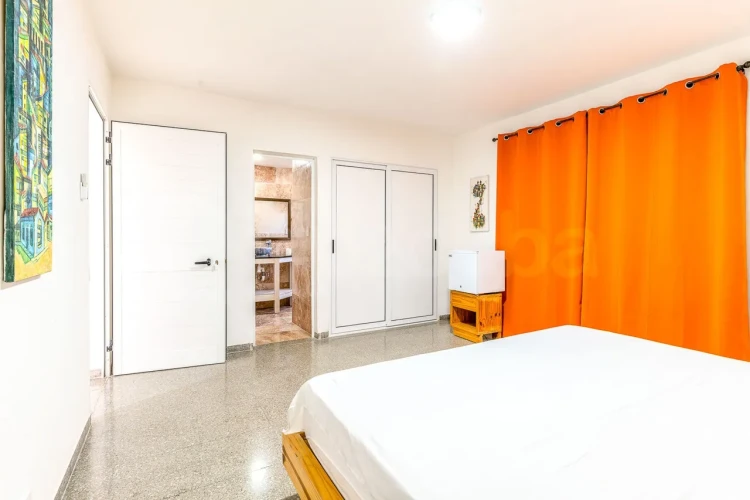 RHPL56 - 8 Yatak Odalı / 8 Banyolu Casa Del Arte, Miramar, Havuzlu