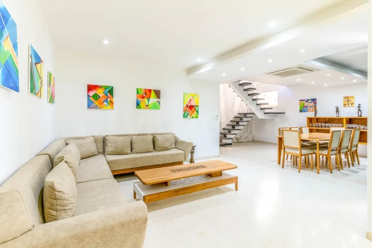RHPL56 - 8 Yatak Odalı / 8 Banyolu Casa Del Arte, Miramar, Havuzlu