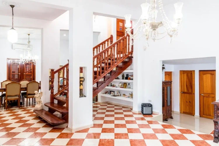 RHPL62 - 5 Yatak Odalı / 6 Banyolu Lüks Villa Joan Havuzlu