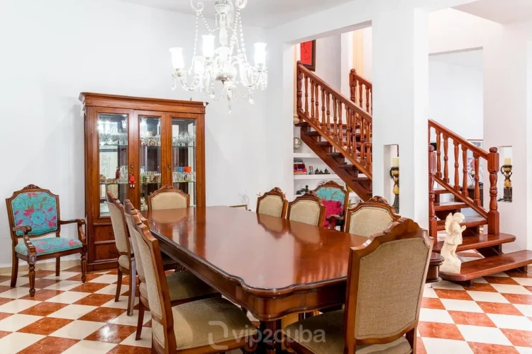 RHPL62 - 5 Yatak Odalı / 6 Banyolu Lüks Villa Joan Havuzlu