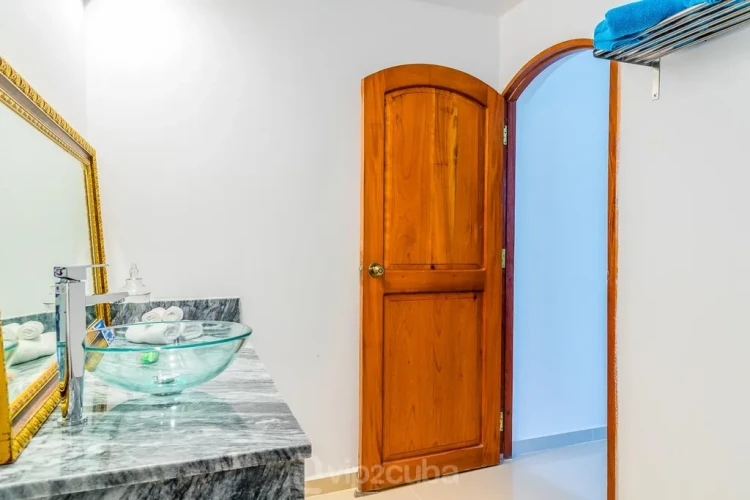 RHPL62 - 5 Yatak Odalı / 6 Banyolu Lüks Villa Joan Havuzlu