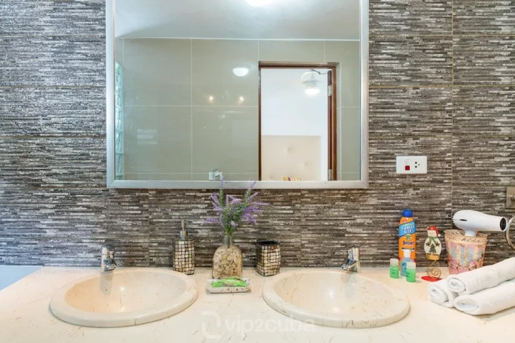 RHPL62 - 5 Yatak Odalı / 6 Banyolu Lüks Villa Joan Havuzlu