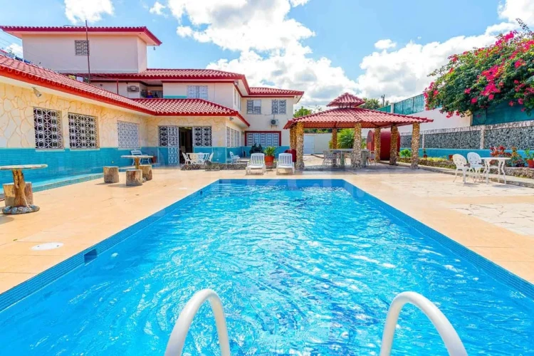 RHPL64 - 8 Yatak Odalı / 8 Banyolu Villa Ordaz Havuzlu/wifi