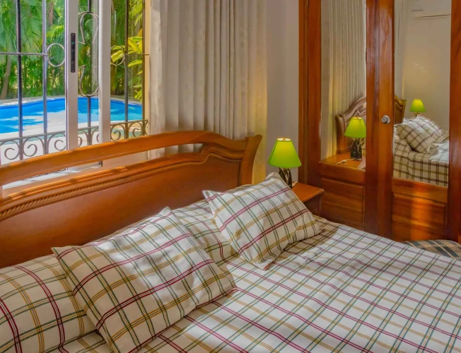 RHPL66 - 6 Yatak Odalı / 6 Banyolu Villa Tropicana Havuzlu