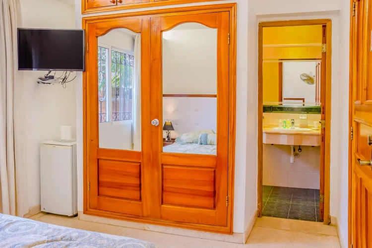 RHPL66 - 6 Yatak Odalı / 6 Banyolu Villa Tropicana Havuzlu
