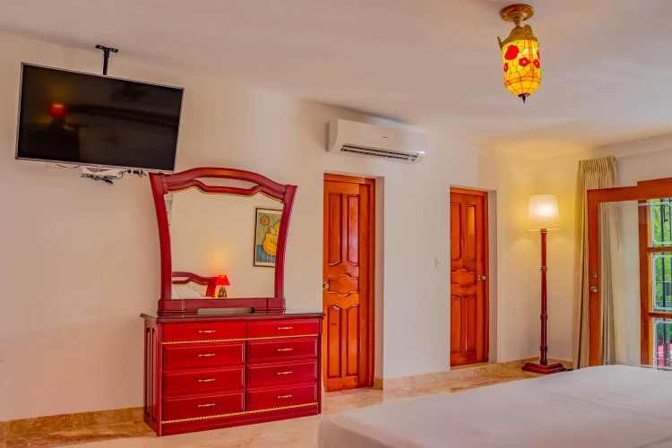RHPL66 - 6 Yatak Odalı / 6 Banyolu Villa Tropicana Havuzlu
