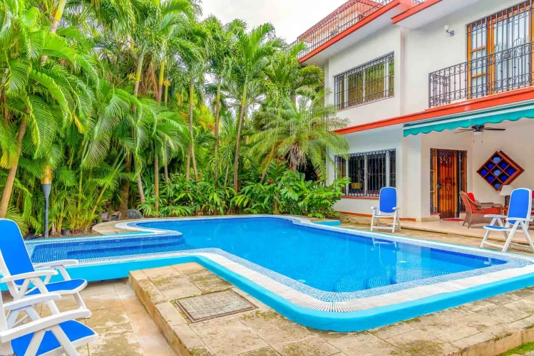 RHPL66 - 6 Yatak Odalı / 6 Banyolu Villa Tropicana Havuzlu