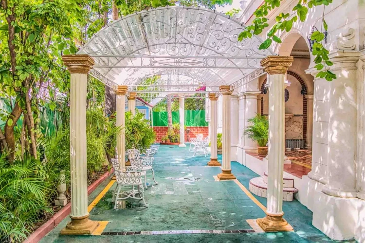 RHPL68 - 3 Yatak Odalı / 3 Banyolu Lüks Klasik Villa Regresa 1930 Havuzlu