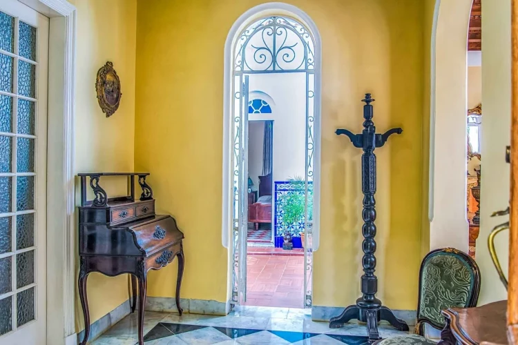 RHPL68 - 3 Yatak Odalı / 3 Banyolu Lüks Klasik Villa Regresa 1930 Havuzlu