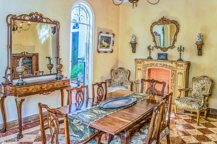 RHPL68 - 3 Yatak Odalı / 3 Banyolu Lüks Klasik Villa Regresa 1930 Havuzlu